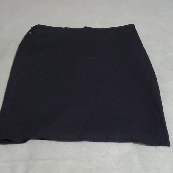 Skirts - Picture 1 of 2